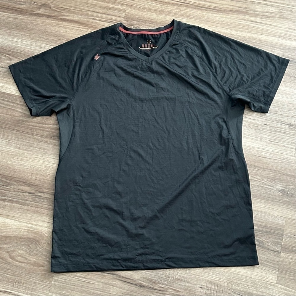 RHÔNE Sentry Light Weight Black V-Neck T-shirt Men Size XL